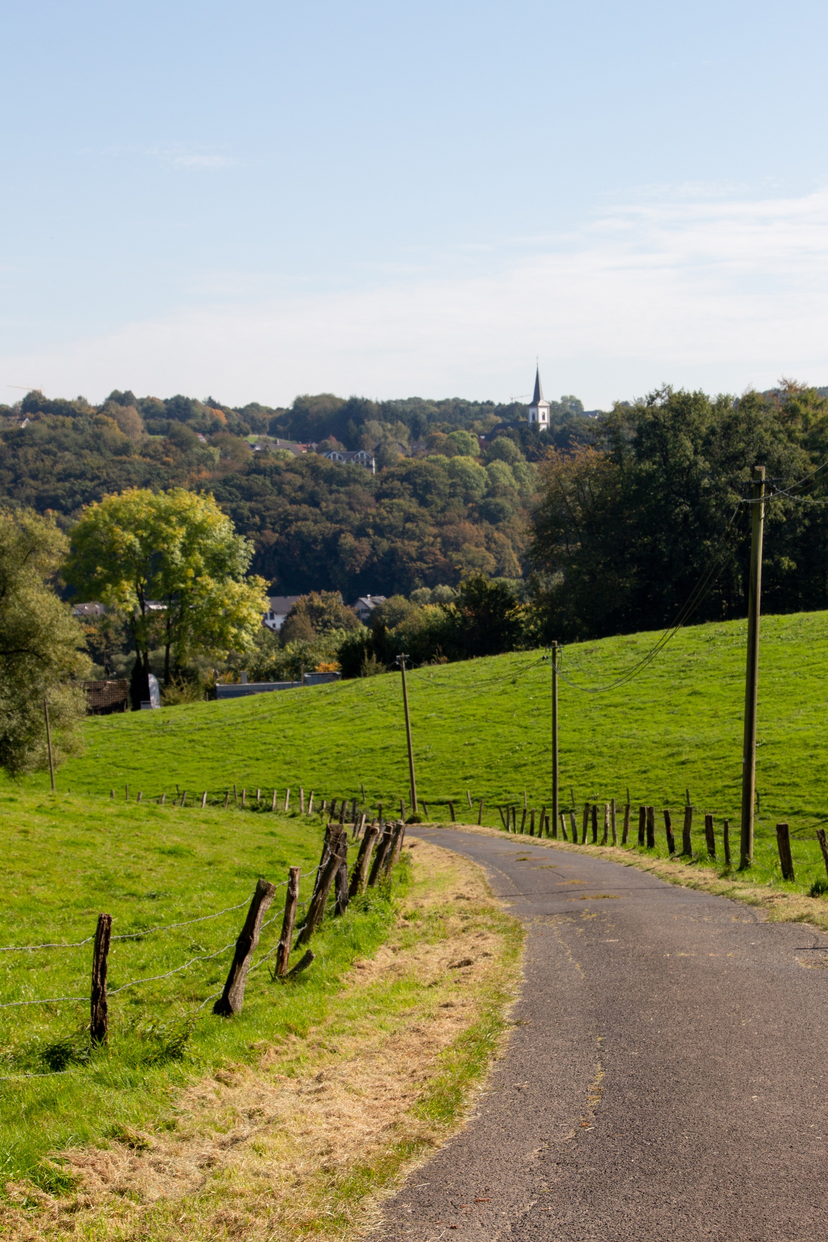 Dorfstrasse-hoch-klein